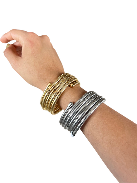 Pulsera plateada triple